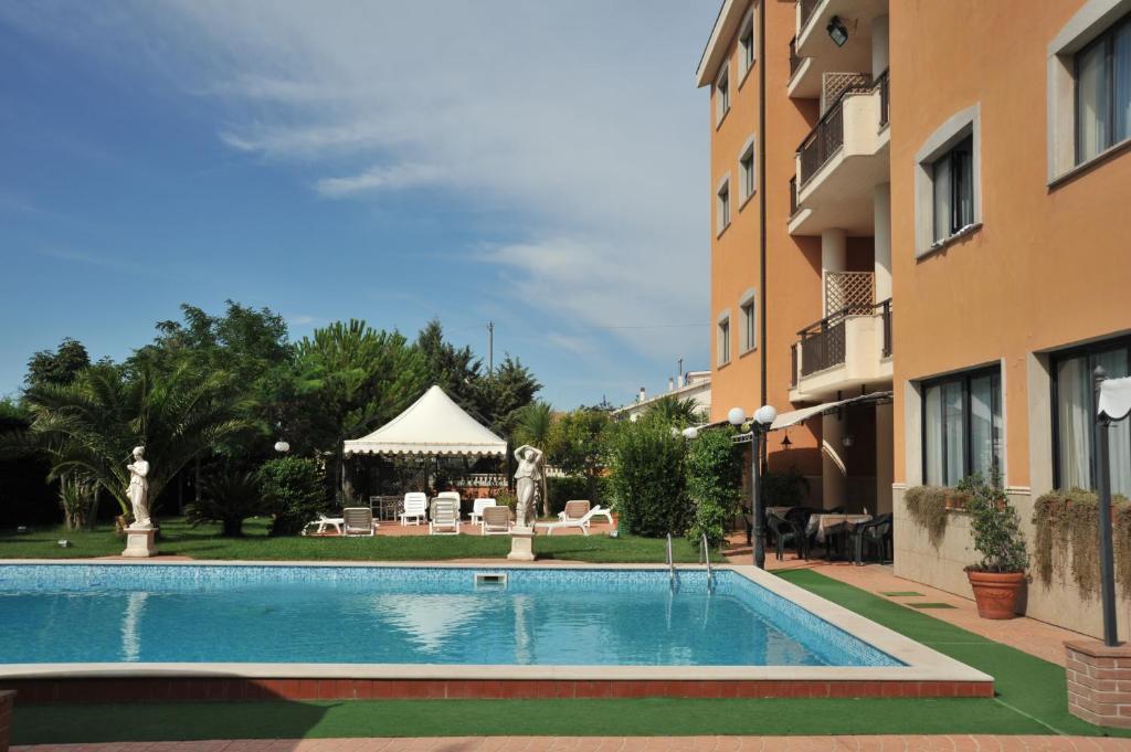 Hotel La Perla Del Gargano Σαν Τζιοβάνι Ροτόντο Εξωτερικό φωτογραφία